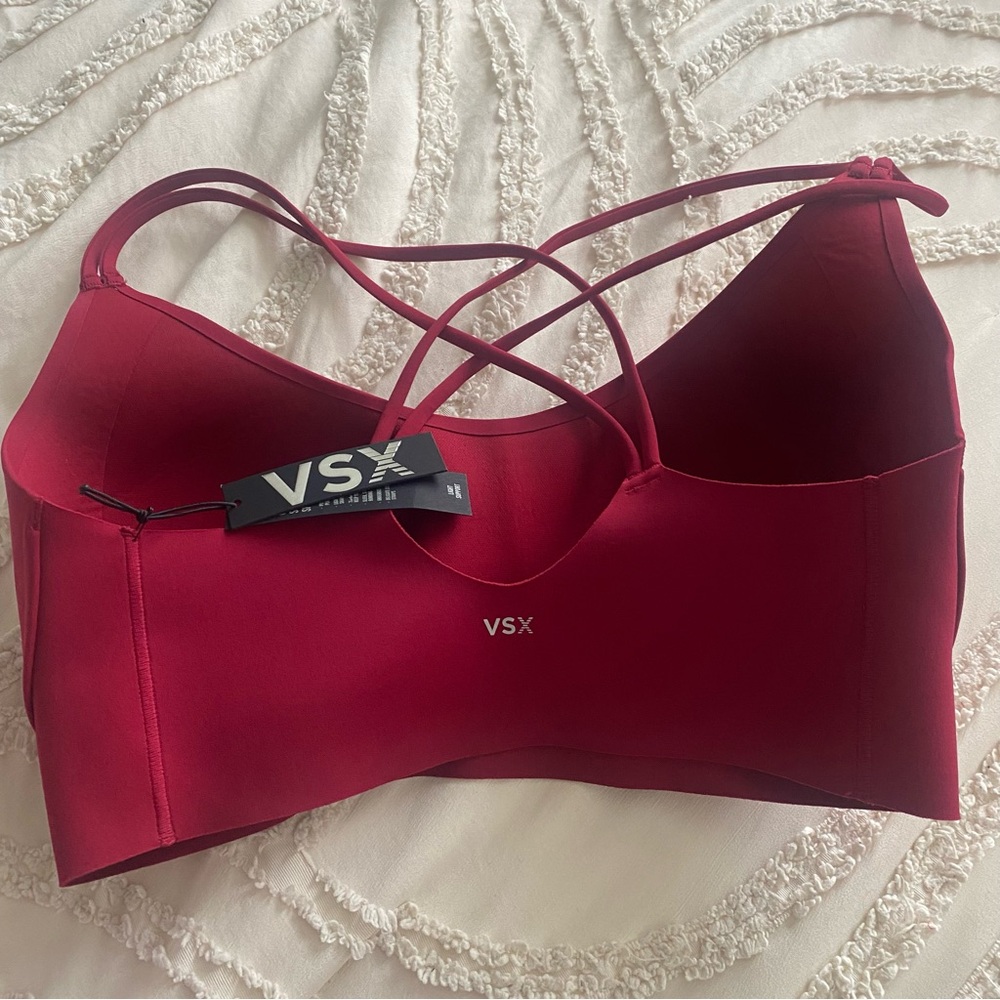 Victoria's Secret Red Double-Strap Seamless Sports Bra - Picture 7 of 8